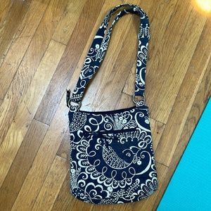 VERA BRADLEY BLUE AND WHITE SHOULDER BAG LIKE NEW, CROSSBODY